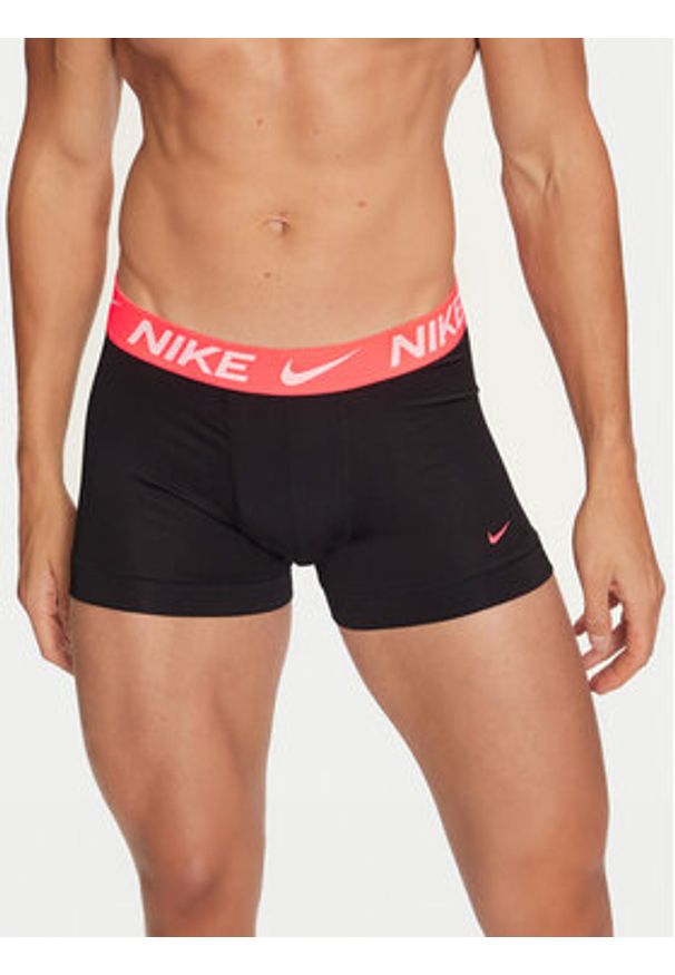 Nike Komplet 3 par bokserek Trunk 0000KE1156 Czarny. Kolor: czarny. Materiał: syntetyk