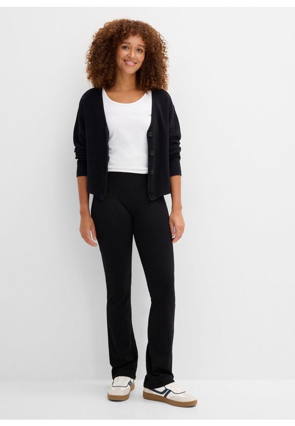 bonprix - Legginsy z poszerzanymi nogawkami. Kolor: czarny. Materiał: bawełna