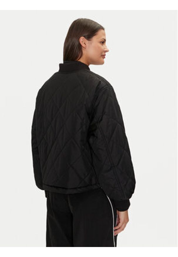 Fila Kurtka bomber Lunde FAW0896 Czarny Loose Fit. Kolor: czarny. Materiał: syntetyk