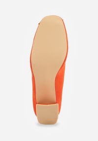 Born2be - Pomarańczowe Czółenka Vices na Obcasie ze Skórzaną Wkładką z Cyrkoniami Fonarieth. Okazja: na co dzień, do pracy. Zapięcie: bez zapięcia. Kolor: pomarańczowy. Wzór: aplikacja. Materiał: skóra. Sezon: wiosna, lato. Obcas: na obcasie. Styl: casual, klasyczny, elegancki. Wysokość obcasa: średni #9