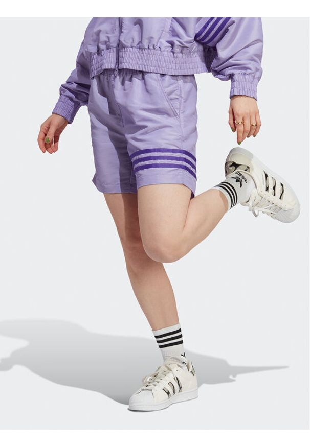 Adidas - adidas Szorty sportowe Adicolor Neuclassics Shorts IC5420 Fioletowy. Kolor: fioletowy. Materiał: syntetyk