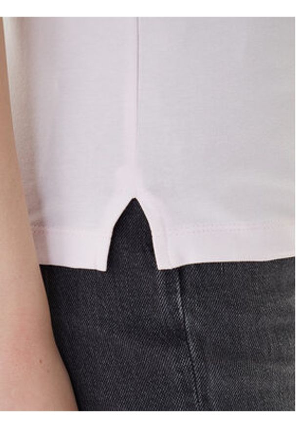 Guess T-Shirt W4RI69 J1314 Różowy Regular Fit. Kolor: różowy. Materiał: bawełna