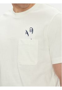 Adidas - adidas T-Shirt Lounge Slides Graphic Pocket JM0374 Biały Regular Fit. Kolor: biały. Materiał: bawełna #3