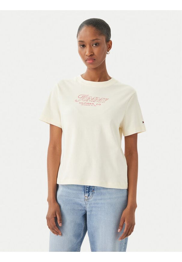 TOMMY HILFIGER - Tommy Hilfiger T-Shirt Logo Interlock WW0WW48707 Beżowy jasny Regular Fit. Kolor: beżowy. Materiał: bawełna