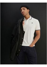 G-Star RAW - G-Star Raw Polo Dunda D17127-5864 Biały Regular Fit. Typ kołnierza: polo. Kolor: biały. Materiał: bawełna #5