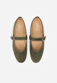 Born2be - Zielone Balerinki w Stylu Mary Jane Urifiel. Okazja: na co dzień. Zapięcie: sprzączka. Kolor: zielony. Materiał: jeans. Styl: klasyczny, casual, elegancki #4