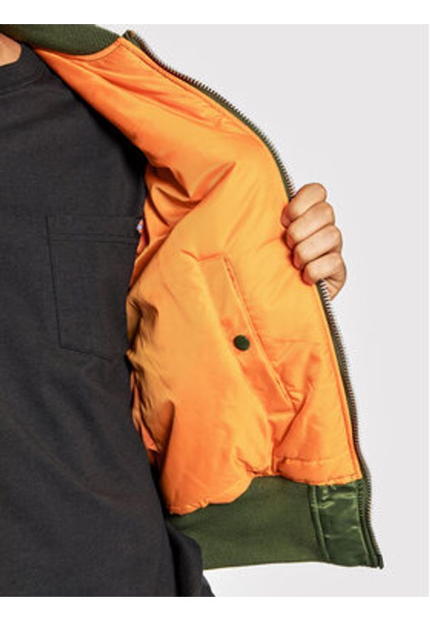 Alpha Industries Kurtka bomber Ma-1 100101 Zielony Regular Fit. Kolor: zielony. Materiał: syntetyk