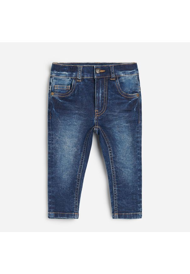 Reserved - Jeansowe spodnie - Granatowy. Kolor: niebieski. Materiał: jeans