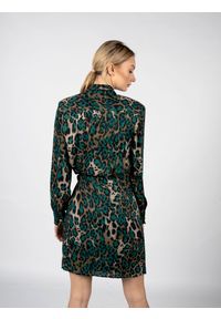 Pinko Sukienka "Alix" | 1G181B A097 | Kobieta | Zielony. Okazja: na co dzień. Kolor: zielony. Materiał: wiskoza. Długość rękawa: długi rękaw. Typ sukienki: kopertowe, proste. Styl: casual. Długość: midi #4