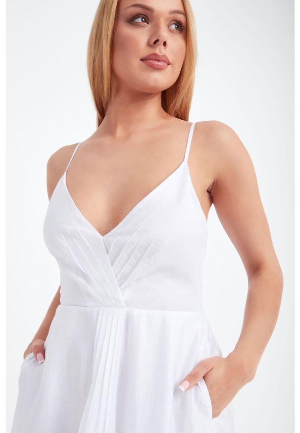 Emporio Armani - SUKIENKA EMPORIO ARMANI. Długość rękawa: na ramiączkach. Wzór: aplikacja, gładki. Sezon: lato. Długość: maxi