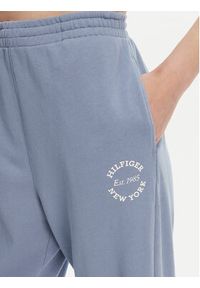 TOMMY HILFIGER - Tommy Hilfiger Spodnie dresowe UW0UW05793 Niebieski Regular Fit. Kolor: niebieski. Materiał: bawełna #2