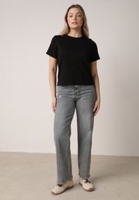 Born2be - Czarny Bawełniany T-shirt w Klasycznym Stylu Hetita. Okazja: na co dzień. Kolor: czarny. Materiał: bawełna. Wzór: haft. Styl: klasyczny #3