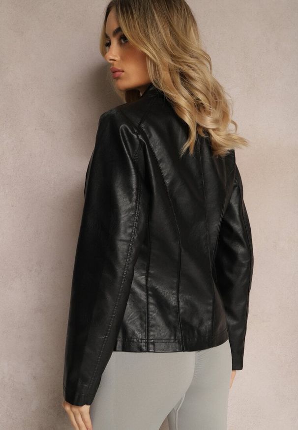 Renee - Czarna Kurtka Ramoneska Biker z Przeszyciami z Ekoskóry Platana. Okazja: na co dzień. Kolor: czarny. Materiał: jeans. Długość rękawa: długi rękaw. Długość: długie. Styl: casual, elegancki, rockowy