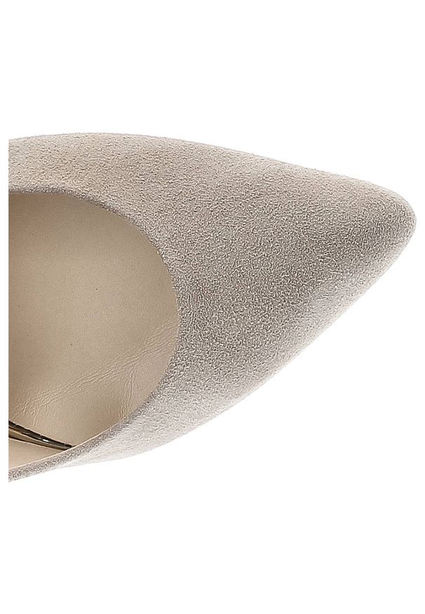 DAMISS - Beżowe Czółenka Damiss Eleganckie Buty Damskie Na Szpilce. Okazja: na spotkanie biznesowe. Kolor: beżowy. Materiał: zamsz. Obcas: na szpilce. Styl: elegancki. Wysokość obcasa: średni