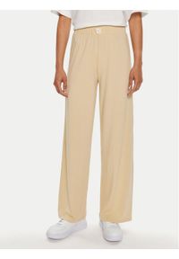 Hugo Spodnie materiałowe 50514874 Beżowy Regular Fit. Kolor: beżowy. Materiał: lyocell, bawełna #1