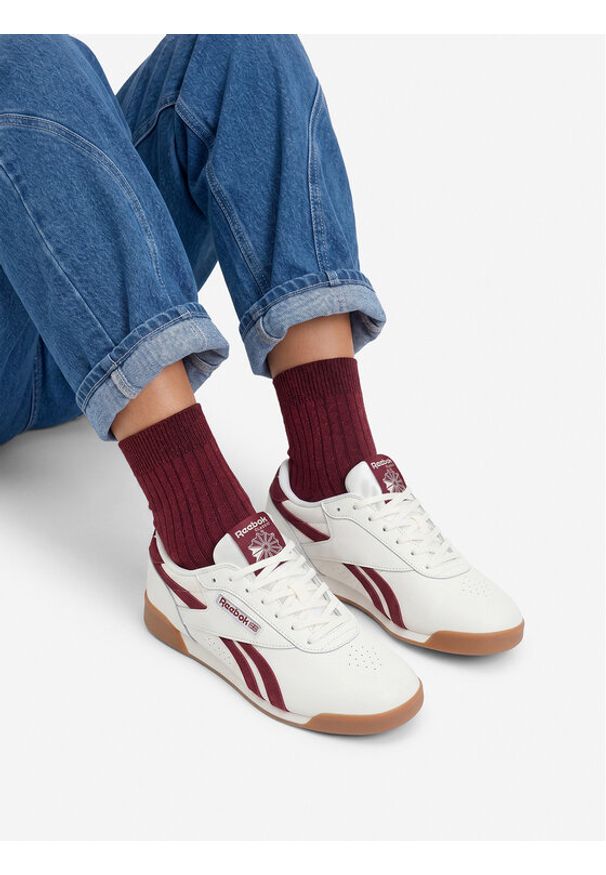 Reebok Sneakersy EO-F/S LO 100268341 Kremowy. Kolor: kremowy. Materiał: skóra