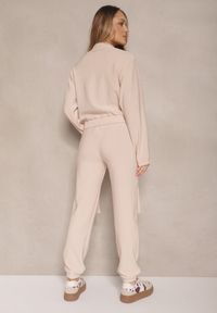 Renee - Jasnobeżowy Komplet Dresowy Utility Bluza Rozpinana i Spodnie z Kieszeniami Telinoria. Kolor: beżowy. Materiał: dresówka. Wzór: aplikacja