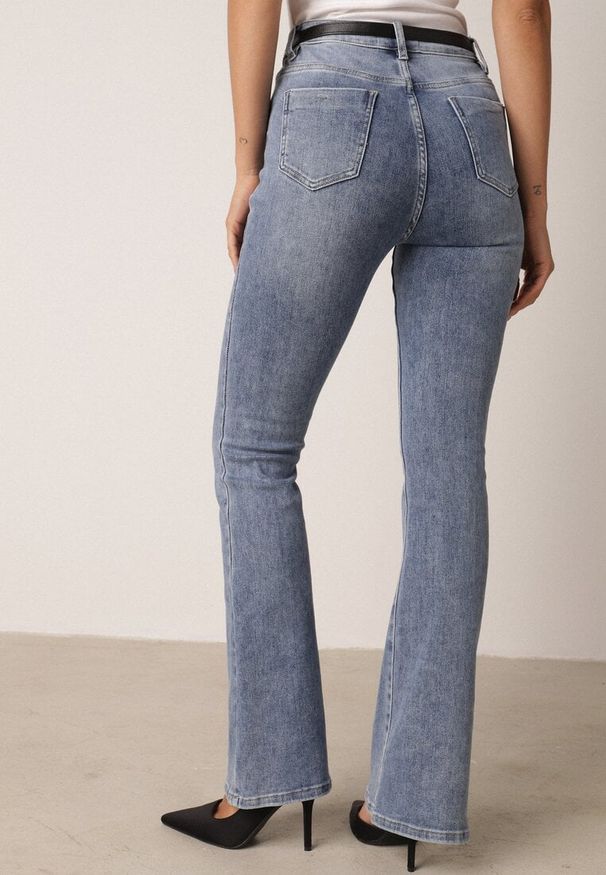 Born2be - Niebieskie Jeansy Dzwony z Bawełny z Wysokim Stanem Nemenphite. Stan: podwyższony. Kolor: niebieski. Styl: elegancki, klasyczny