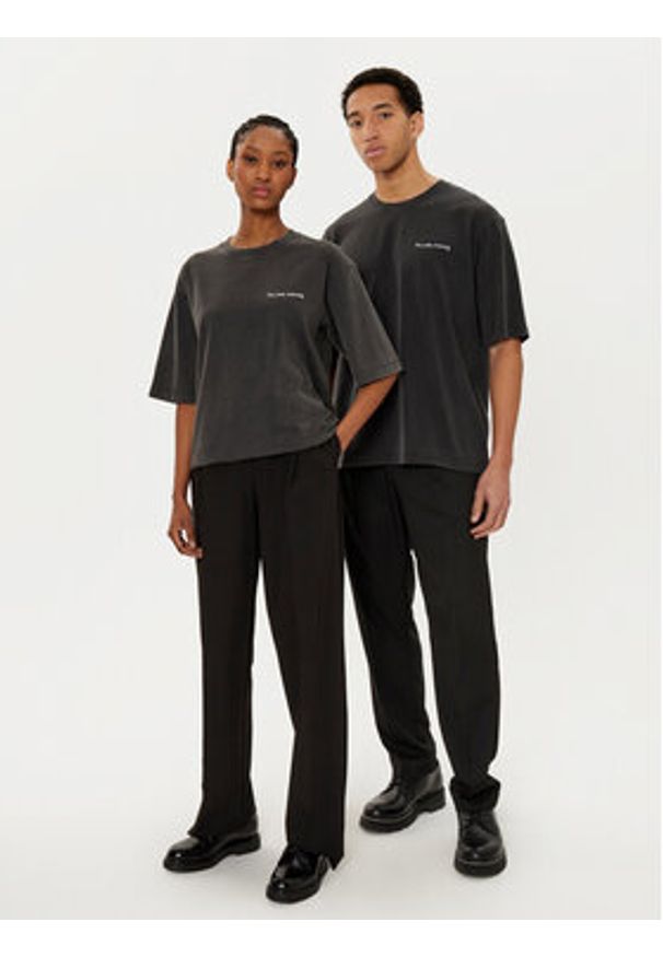 Filling Pieces T-Shirt Unisex 7441378 Czarny Boxy Fit. Kolor: czarny. Materiał: bawełna