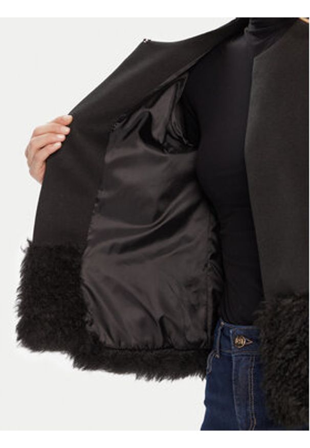 Rinascimento Kurtka przejściowa CFC0125791003 Czarny Regular Fit. Kolor: czarny. Materiał: syntetyk