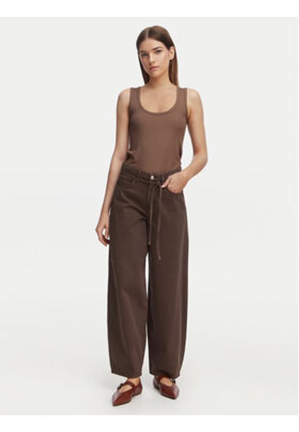 only - ONLY Jeansy Gianna 15372521 Brązowy Straight Leg. Kolor: brązowy