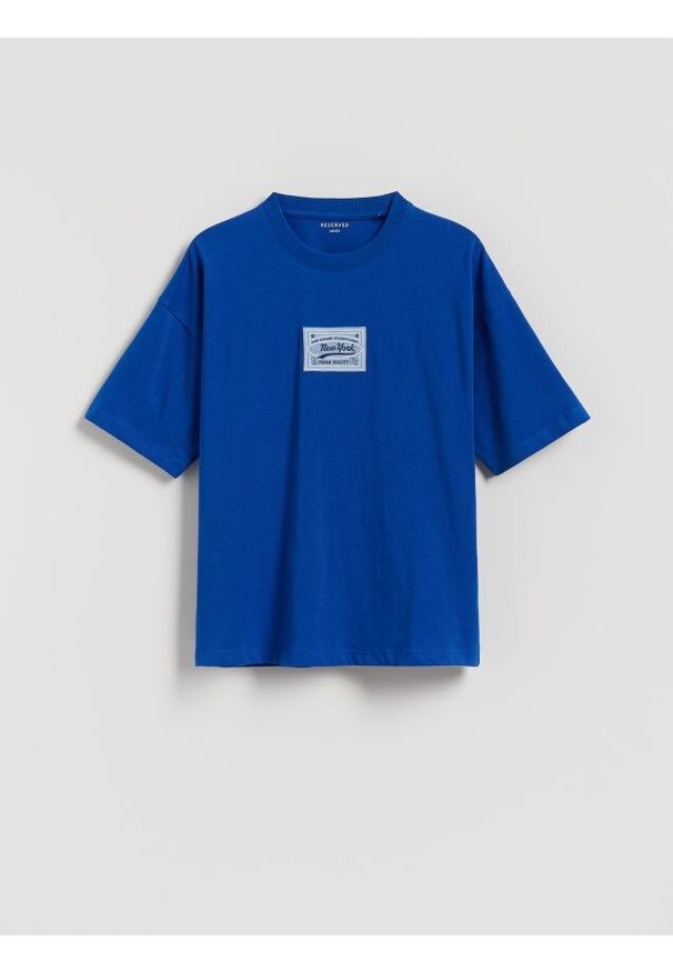 Reserved - T-shirt z naszywką - niebieski. Kolor: niebieski. Materiał: dzianina, bawełna. Wzór: aplikacja