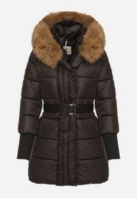 Born2be - Czarna Kurtka z Pikowanymi Przeszyciami Paskiem i Kapturem z Futrem Lidanessa. Okazja: na co dzień. Kolor: czarny. Materiał: futro. Styl: casual #3