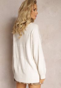 Renee - Biały Klasyczny Sweter z Długim Rękawem Nemiona. Okazja: na co dzień. Kolor: biały. Długość rękawa: długi rękaw. Długość: długie. Styl: klasyczny