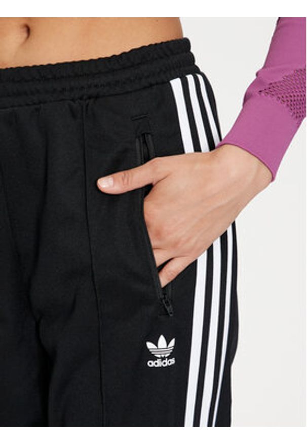 Adidas - adidas Spodnie dresowe Beckenbauer IW3171 Czarny Regular Fit. Kolor: czarny. Materiał: bawełna, syntetyk