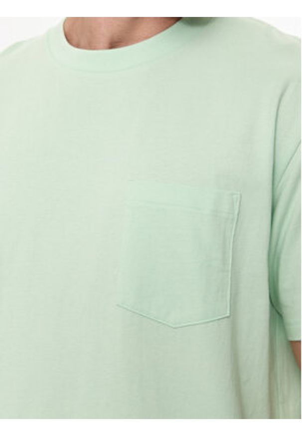 GAP - Gap T-Shirt 627101-00 Zielony Regular Fit. Kolor: zielony. Materiał: bawełna