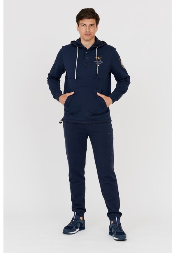 Aeronautica Militare - AERONAUTICA MILITARE Granatowa bluza męska, Rozmiar L. Typ kołnierza: kaptur. Kolor: niebieski