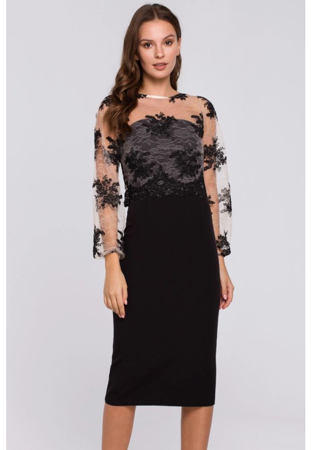 Sukienki.shop - Wieczorowa ekskluzywna ołówkowa sukienka z koronką czarna. Okazja: na wesele, na imprezę, na ślub cywilny. Typ kołnierza: dekolt gorset. Kolor: czarny. Materiał: koronka. Wzór: koronka. Typ sukienki: ołówkowe. Styl: wizytowy