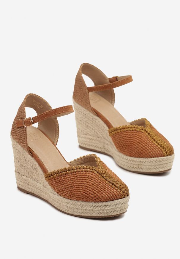 Renee - Brązowe Sandały na Koturnie z Plecionką Zeirea. Okazja: na co dzień. Zapięcie: sprzączka. Kolor: brązowy. Obcas: na koturnie. Styl: elegancki, casual