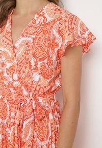 Born2be - Pomarańczowa Sukienka z Kopertowym Dekoltem z Gumką w Talii i Materiałowym Paskiem Xelovia. Okazja: na co dzień. Kolor: pomarańczowy. Materiał: materiał. Typ sukienki: kopertowe. Styl: casual, elegancki #6