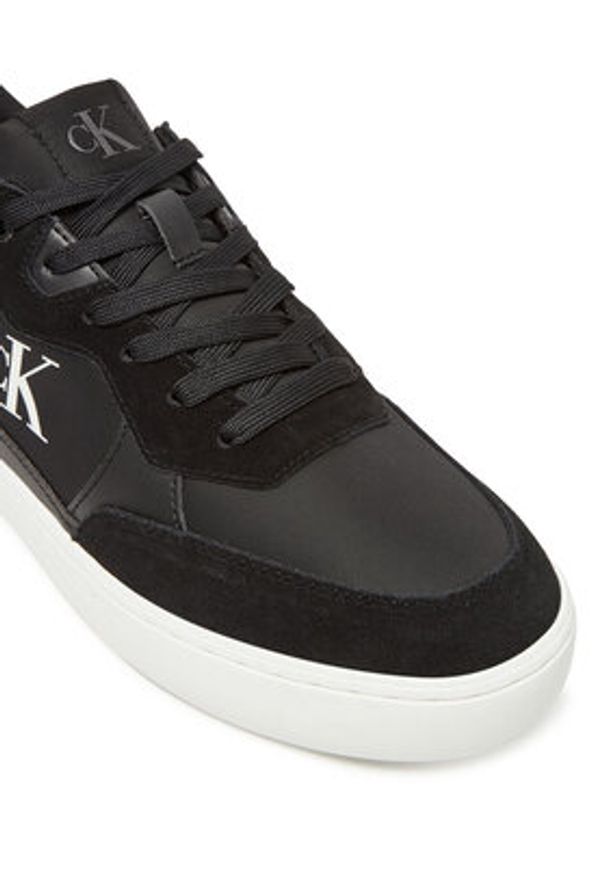 Calvin Klein Jeans Sneakersy Classic Cupsole Mg Nylon Mix YM0YM01304 Czarny. Kolor: czarny. Materiał: skóra