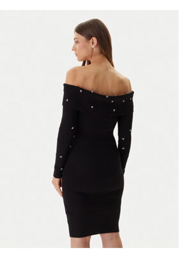 Guess Sukienka dzianinowa W5BK64 Z2YJ2 Czarny Slim Fit. Kolor: czarny. Materiał: syntetyk