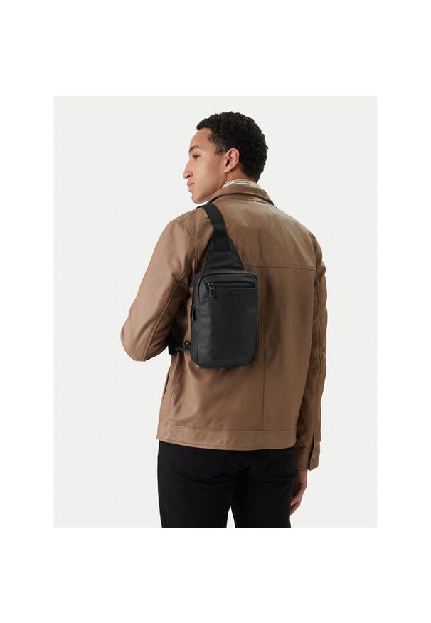 Saszetka BOSS. Kolor: czarny