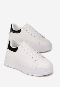 Born2be - Biało-Czarne Sneakersy na Grubej Podeszwie Drina. Kolor: biały #5