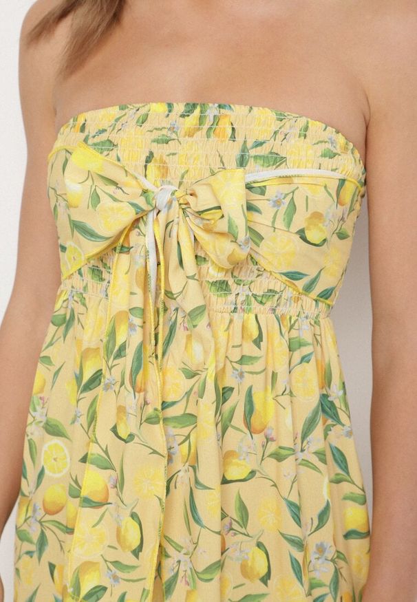 Born2be - Żółta Sukienka w Cytryny z Kokardą Galadessa. Okazja: na co dzień, na randkę. Typ kołnierza: kokarda. Kolor: żółty. Sezon: lato. Styl: casual, elegancki