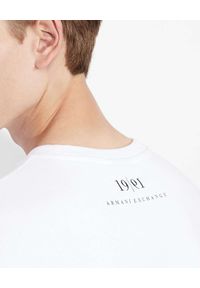 Armani Exchange - ARMANI EXCHANGE - Biała bluza z kontrastowym nadrukiem. Kolor: biały. Materiał: bawełna. Długość rękawa: długi rękaw. Długość: długie. Wzór: nadruk #3