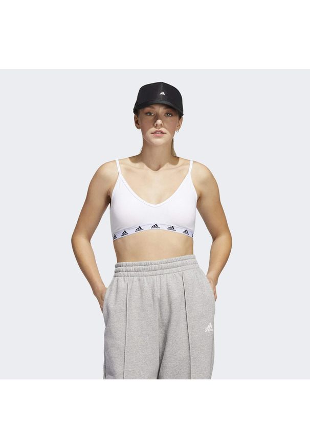 Adidas - adidas Purebare Light-Support Bra. Kolor: czarny, biały, wielokolorowy. Sport: fitness