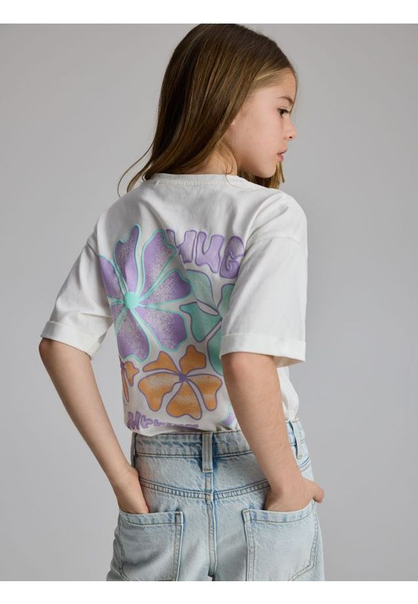 Reserved - Bawełniany t-shirt z nadrukiem - złamana biel. Materiał: bawełna. Wzór: nadruk