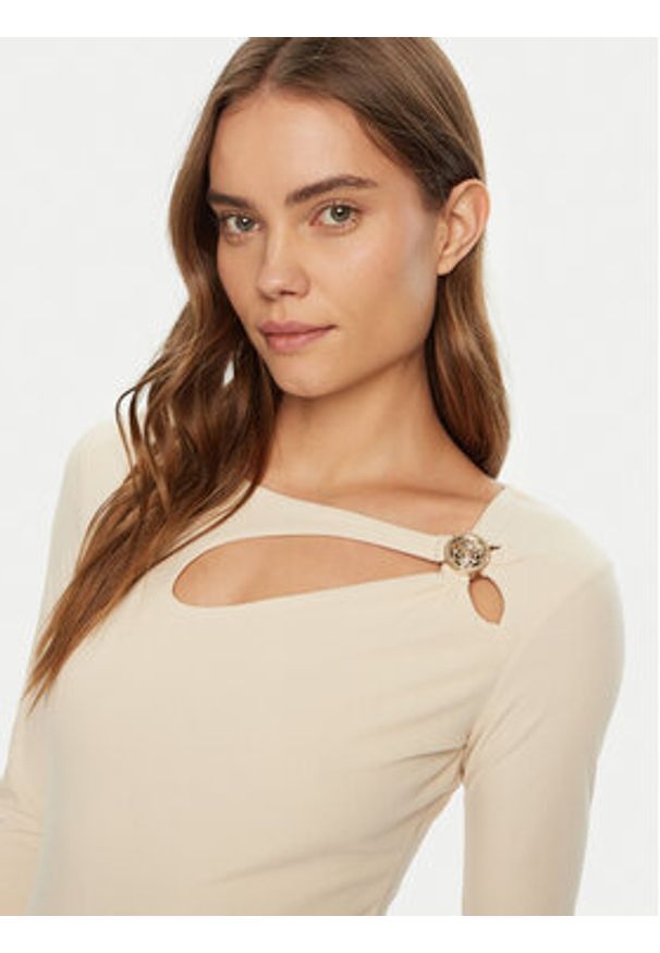 Guess Bluzka W5RP12 KAQL2 Beżowy Regular Fit. Kolor: beżowy. Materiał: syntetyk