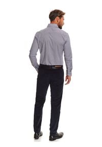 TOP SECRET - Spodnie sztruksowe o klasycznym kroju regular. Kolor: niebieski. Materiał: sztruks. Długość: długie. Sezon: zima. Styl: klasyczny #4