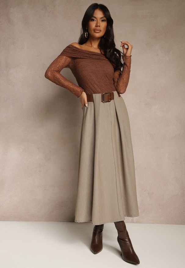 Renee - Beżowa Spódnica z Wiskozą o Rozkloszowanym Kroju z Paskiem z Klamrą Tiavela. Okazja: na co dzień. Kolor: beżowy. Materiał: wiskoza. Styl: casual, elegancki