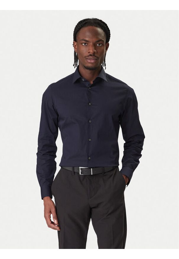 Calvin Klein Koszula Essential LV019EU001 Granatowy Regular Fit. Kolor: niebieski. Materiał: bawełna