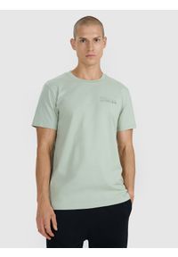 4f - 4F T-shirt regular z nadrukiem męski - turkusowy S. Okazja: na co dzień. Kolor: turkusowy. Materiał: jersey, bawełna, materiał. Długość rękawa: krótki rękaw. Długość: krótkie. Wzór: nadruk. Styl: casual, klasyczny, sportowy #1