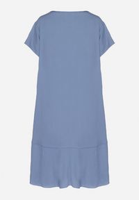 Born2be - Niebieska Rozkloszowana Wiskozowa Sukienka Trivoria. Okazja: na co dzień. Kolor: niebieski. Materiał: wiskoza. Długość rękawa: krótki rękaw. Typ sukienki: rozkloszowane. Styl: casual, elegancki #7