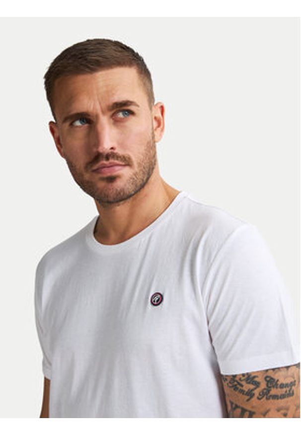 Petrol Industries T-Shirt M-ROS-TSR002 Biały Regular Fit. Kolor: biały. Materiał: bawełna