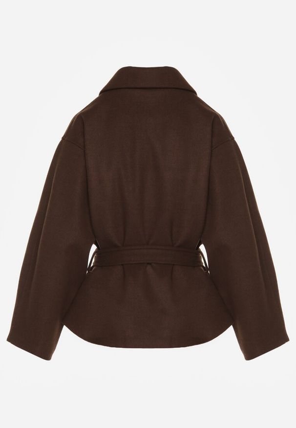 Renee - Brązowy Pudełkowy Krótki Płaszcz z Wiskozą z Wiązanym Paskiem i Kołnierzykiem Tusainea. Kolor: brązowy. Materiał: wiskoza. Długość: krótkie
